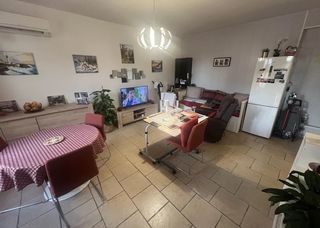  Immeuble � vendre 92 m�