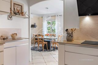  Maison � vendre 5 pi�ces 240 m�