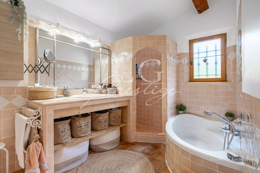 � vendre  Maison Fayence (83440)