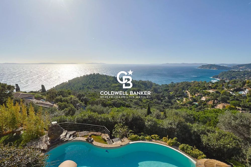 � vendre  Maison Rayol-Canadel-sur-Mer (83820)