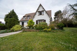  Maison � vendre 8 pi�ces 319 m�