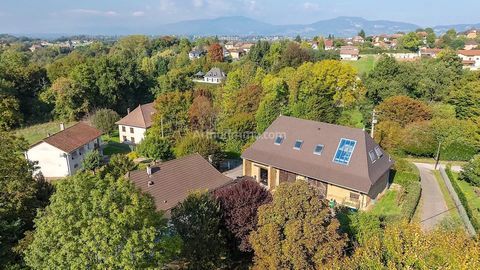   DEUX PROPRIETES  EXCEPTIONELLES Maison - 12 pi�ce(s) - 275 m�