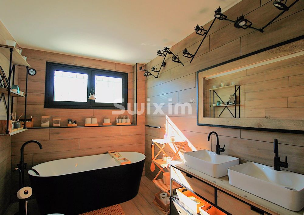 � vendre  Maison S�vrier (74320)