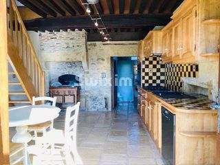  Immeuble � vendre 8 pi�ces 237 m�