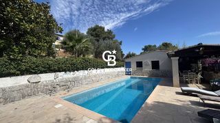  Maison � vendre 8 pi�ces 329 m�