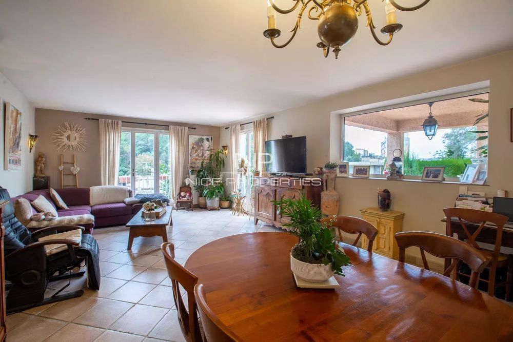 � vendre  Maison Nice (06100)