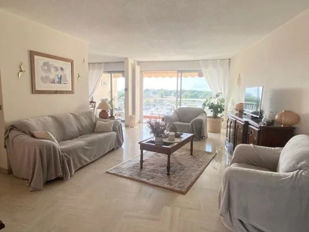 � vendre  Appartement Mandelieu-la-Napoule (06210)