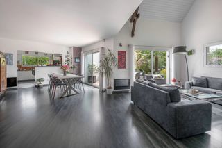  Villa � vendre 8 pi�ces 200 m�