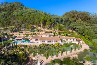  Villa � vendre 7 pi�ces 374 m�