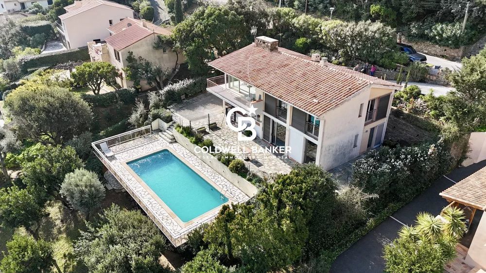 � vendre  Maison Cavalaire-sur-Mer (83240)