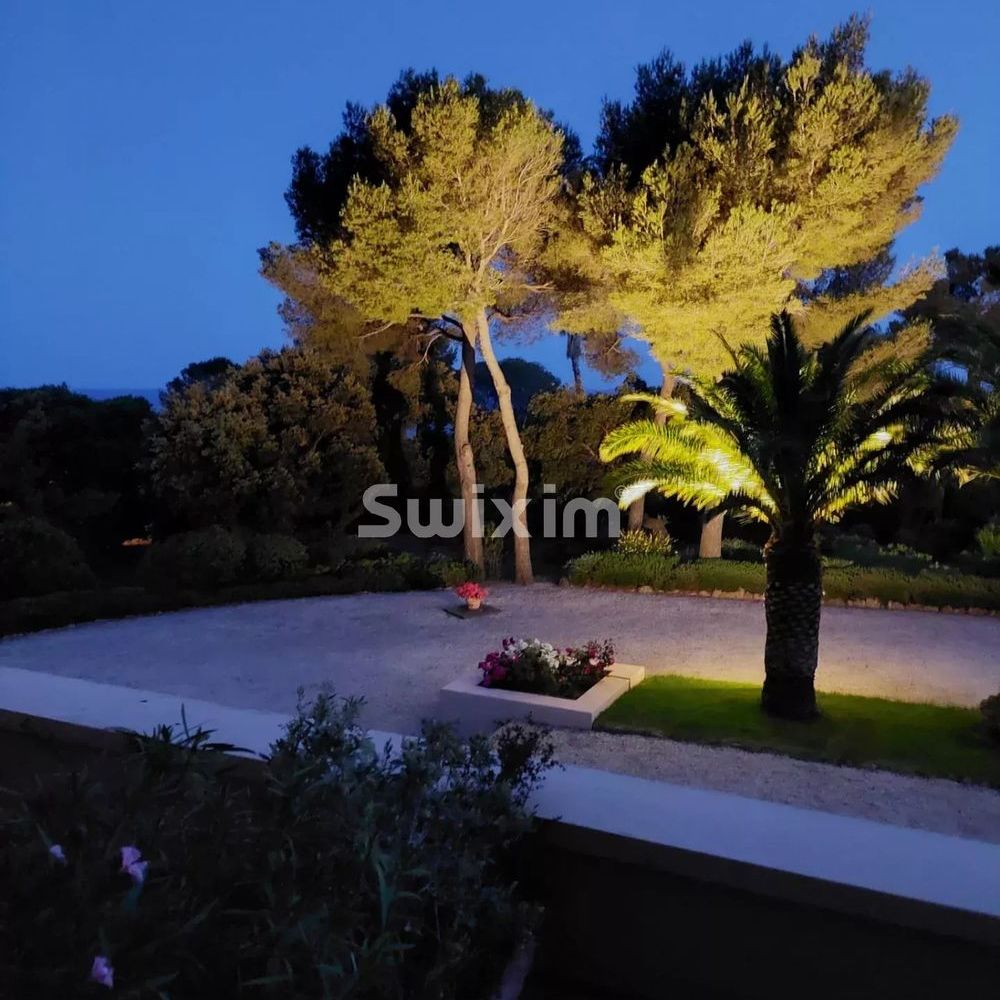 � vendre  Appartement Saint-Rapha�l (83700)