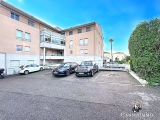  Appartement � vendre 4 pi�ces 79 m�