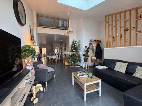   2000 M� de terrain Maison familiale avec appartement ind�pendant Maison - 7 pi�ce(s) - 288 m�