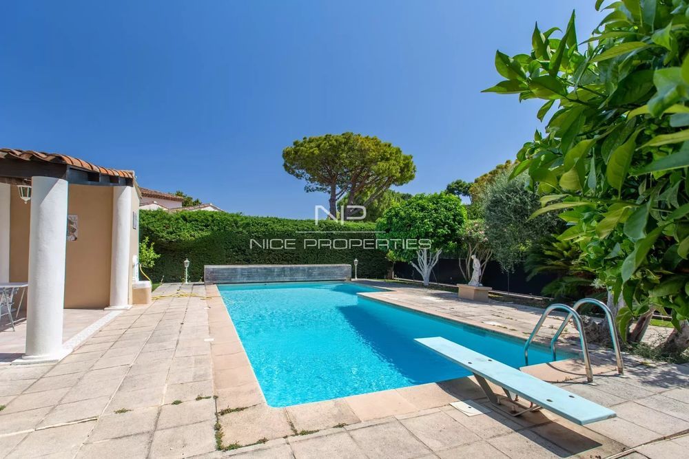 � vendre  Villa Villefranche-sur-Mer (06230)