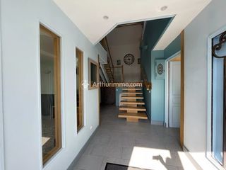  Maison � vendre 9 pi�ces 201 m�