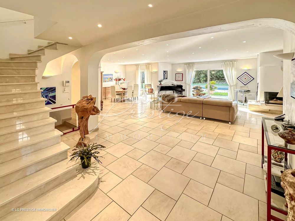 � vendre  Maison Mandelieu-la-Napoule (06210)