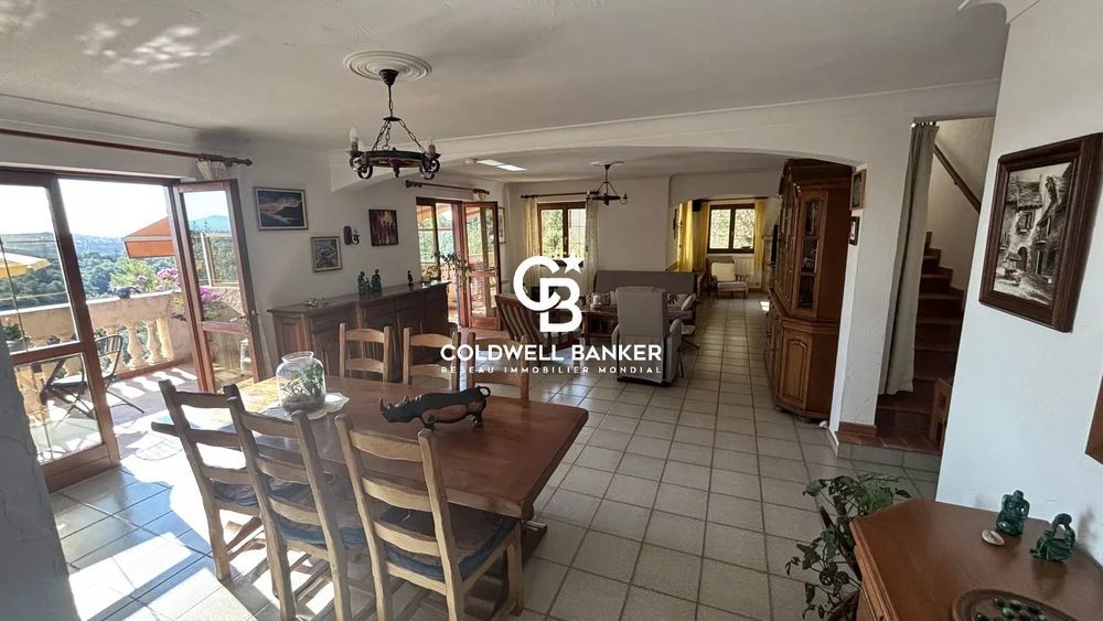 � vendre  Maison Roquefort-les-Pins (06330)