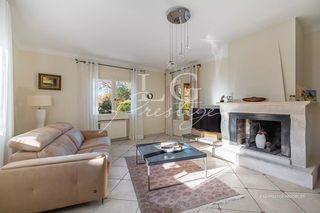  Maison � vendre 5 pi�ces 240 m�