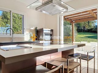  Maison � vendre 8 pi�ces 278 m�