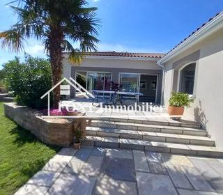  Maison � vendre 8 pi�ces 338 m�