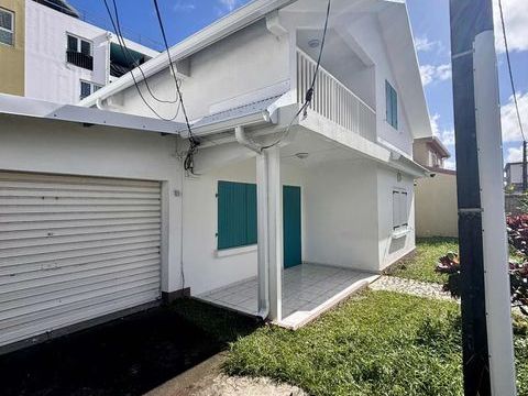 Local - 5 pi&egrave;ces - 90 m&sup2; 1200 97470 Saint-beno�t