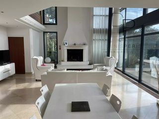  Maison � vendre 5 pi�ces 186 m�