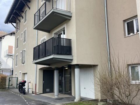   F1 Mbl� - LE FAYET (Prox Gare/Ecole) - 35 m� Appartement - 2 pi�ce(s) - 35 m�