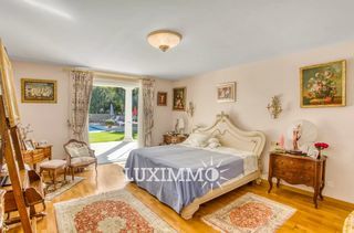  Villa � vendre 8 pi�ces 300 m�