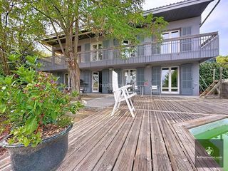  Maison � vendre 10 pi�ces 303 m�