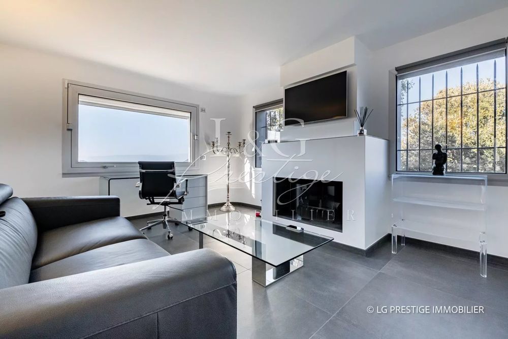 � vendre  Villa Mandelieu-la-Napoule (06210)