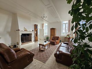  Maison � vendre 5 pi�ces 275 m�