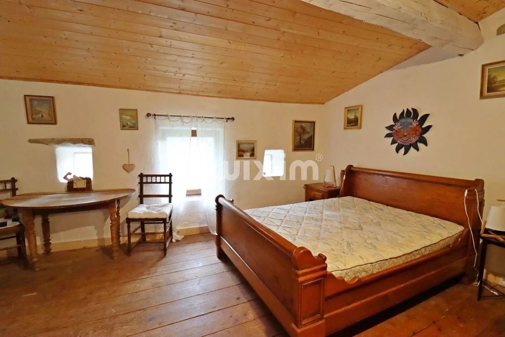 � vendre  Maison Roynac (26450)