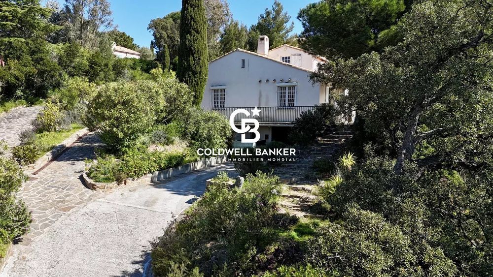 � vendre  Maison Rayol-Canadel-sur-Mer (83820)