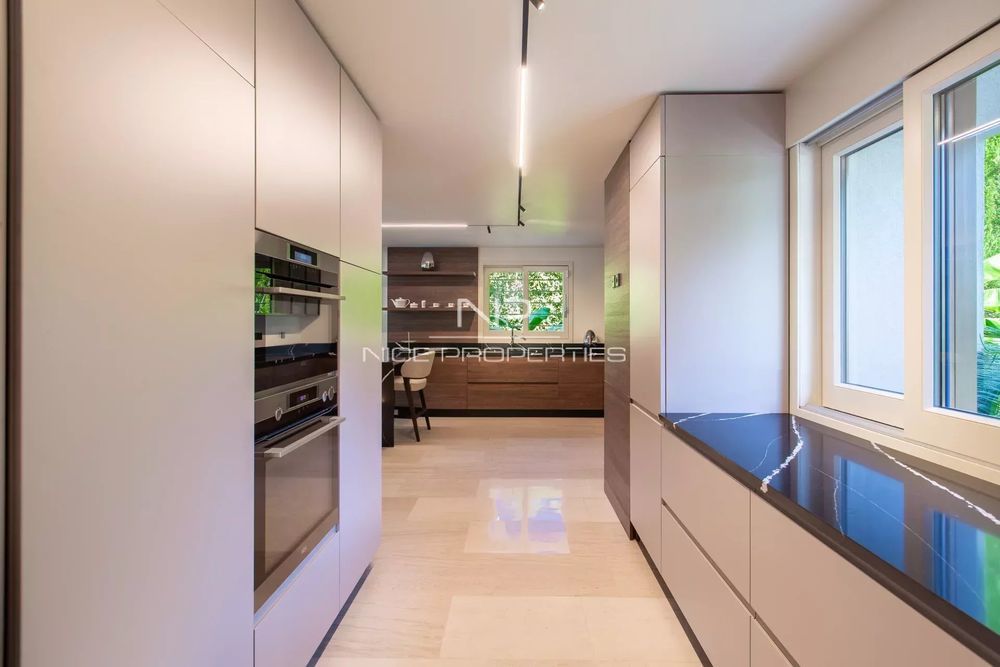 � vendre  Villa Saint-Jean-Cap-Ferrat (06230)