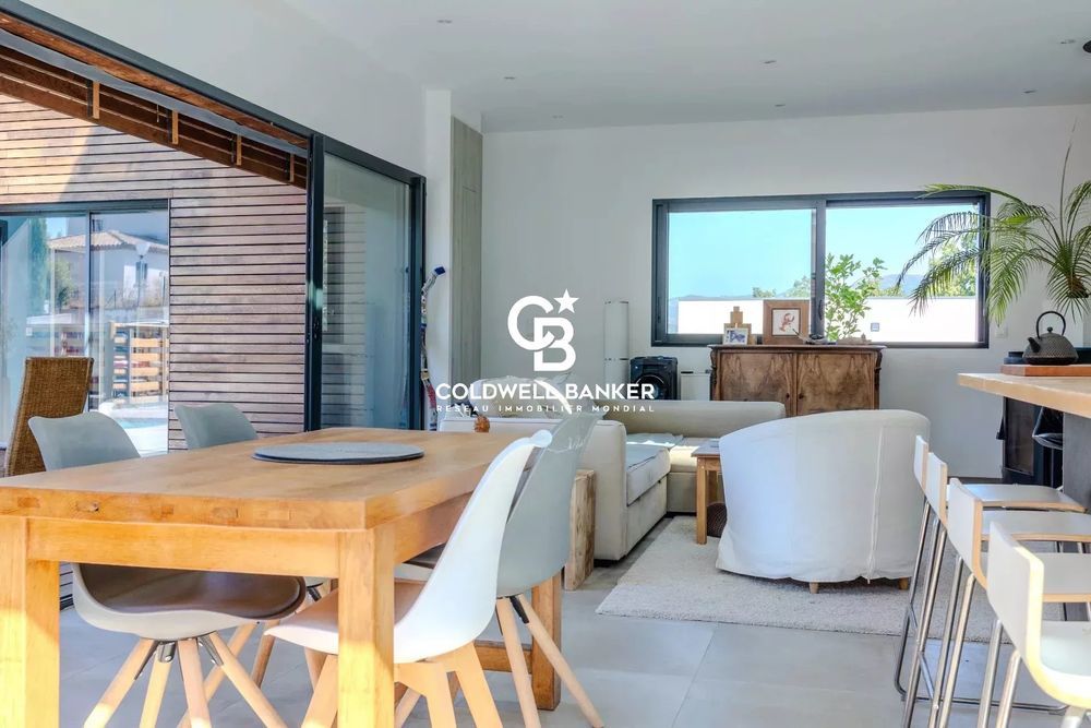 � vendre  Maison Cogolin (83310)