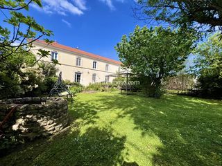  Maison � vendre 8 pi�ces 220 m�