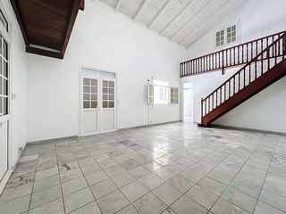  Villa � vendre 10 pi�ces 265 m�