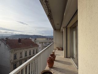  Appartement � vendre 4 pi�ces 120 m�