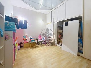  Immeuble � vendre 7 pi�ces 188 m�