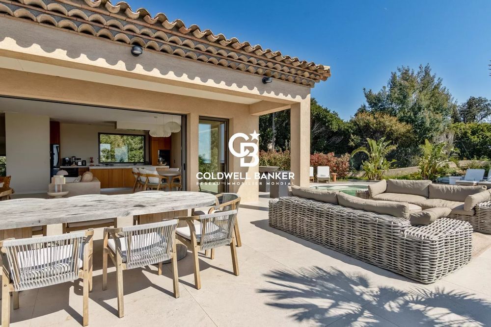 � vendre  Maison Rayol-Canadel-sur-Mer (83820)