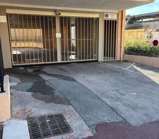  Parking / Garage � louer 12 m�