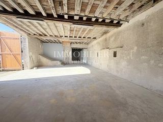  Parking / Garage � vendre 1 pi�ce 170 m�