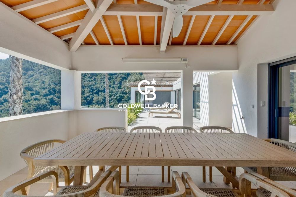 � vendre  Villa Cavalaire-sur-Mer (83240)