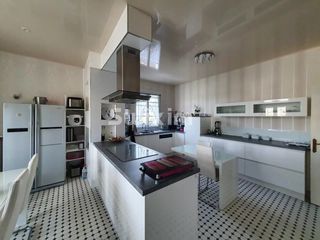  Maison � vendre 7 pi�ces 200 m�