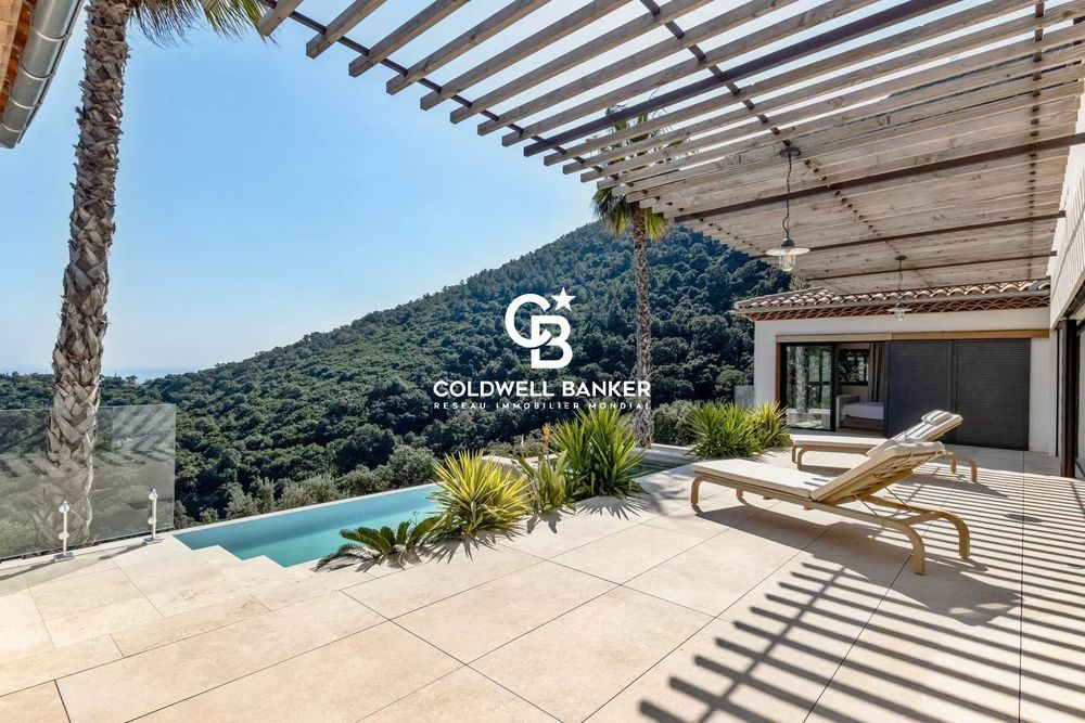 � vendre  Villa Cavalaire-sur-Mer (83240)