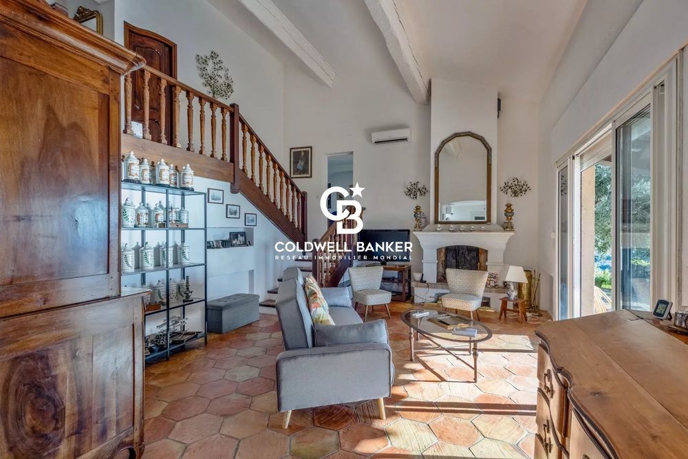 � vendre  Maison Rayol-Canadel-sur-Mer (83820)