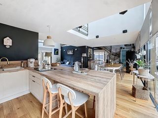  Maison � vendre 7 pi�ces 180 m�