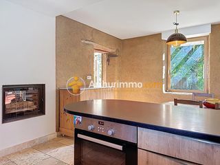  Maison � vendre 5 pi�ces 244 m�