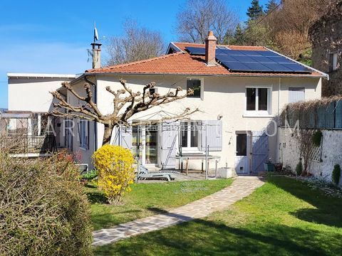   Maison/Villa 4 pi�ces Maison - 4 pi�ce(s) - 151 m�