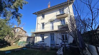 Immeuble � vendre 9 pi�ces 229 m�